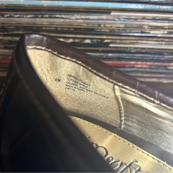 Eurosoft Brown Croc Embossed Loafers Women’s 8M | Classic Preppy Style - Picture 7 of 12